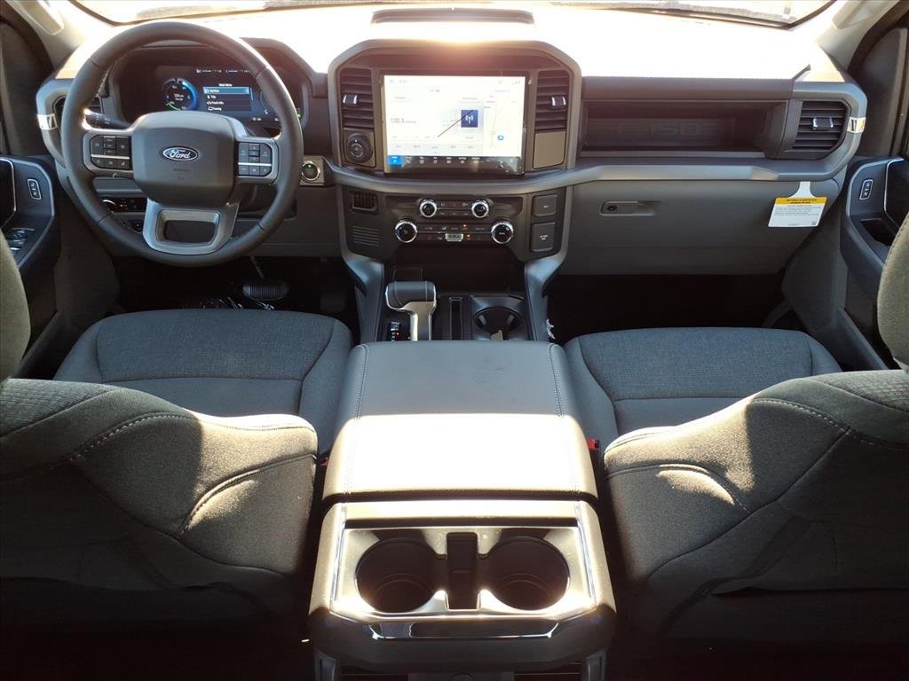 New 2025 Ford F150 Lightning XLT image 10