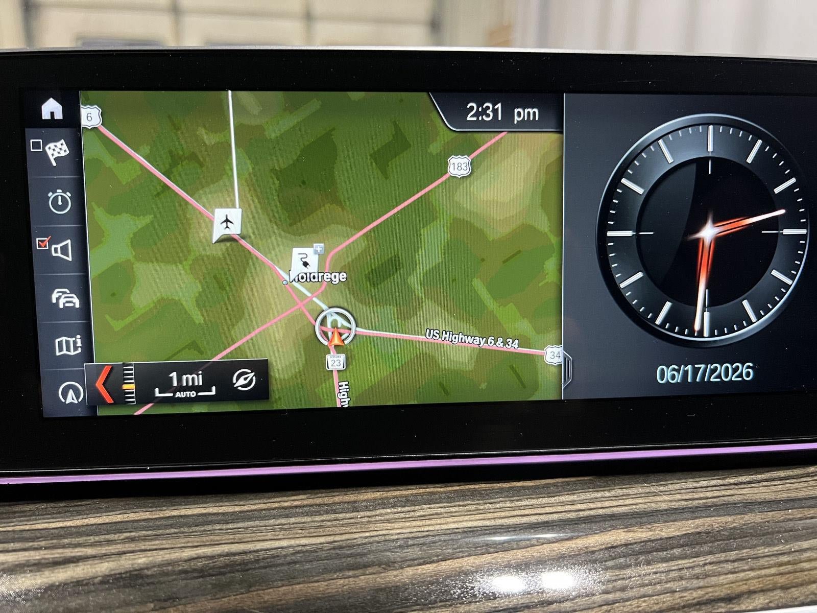 Used 2018 BMW 530e RWD image 16