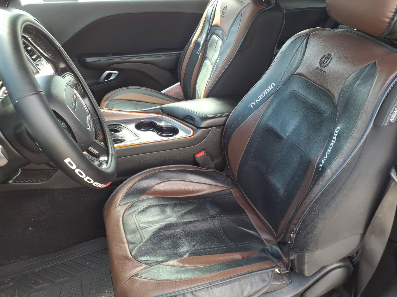 Used 2020 Dodge Challenger SXT RWD image 12