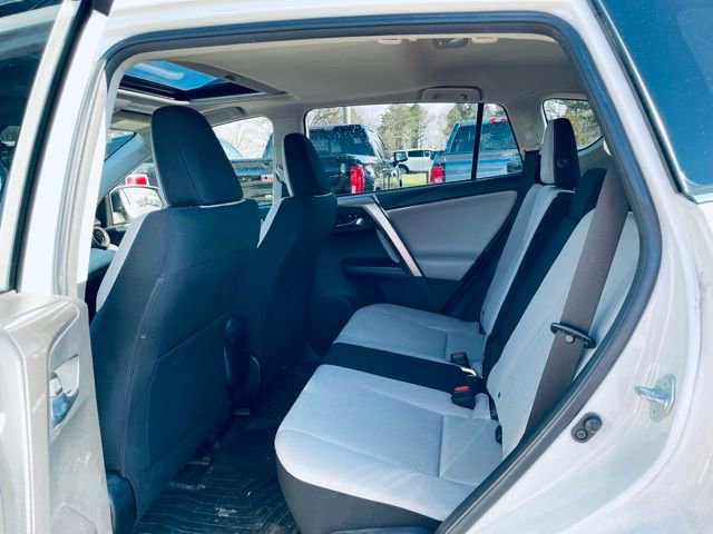 Used 2016 Toyota RAV4 XLE image 21