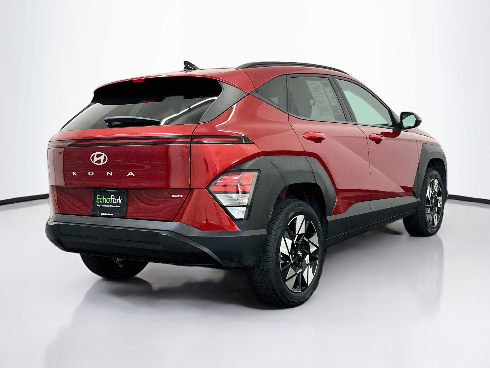 Used 2025 Hyundai Kona SEL AWD/4WD image 9