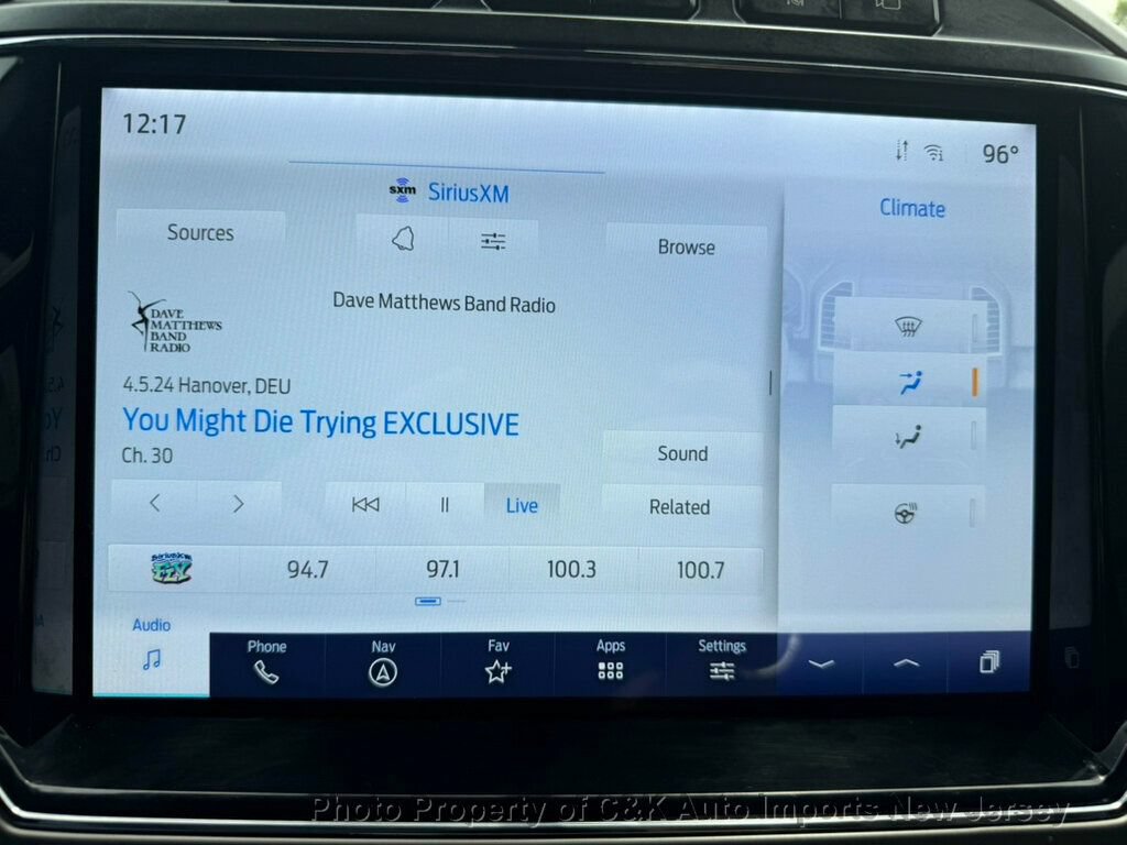 Used 2022 Ford F350 Platinum w/ FX4 Off-Road Package AWD/4WD image 26