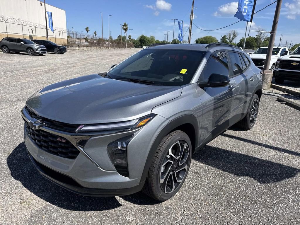 New 2026 Chevrolet Trax RS w/ Sunroof Package image 3