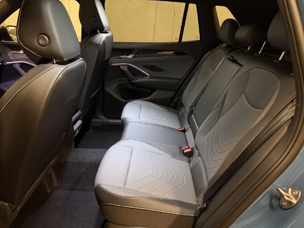 New 2026 Volkswagen Tiguan SE R-Line AWD/4WD image 22
