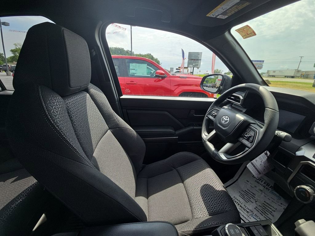 Used 2025 Toyota 4Runner SR5 image 10