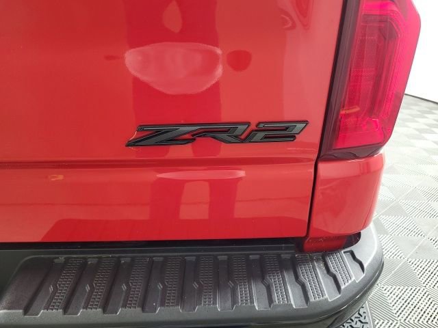 Used 2024 Chevrolet Silverado 1500 ZR2 w/ Technology Package image 12