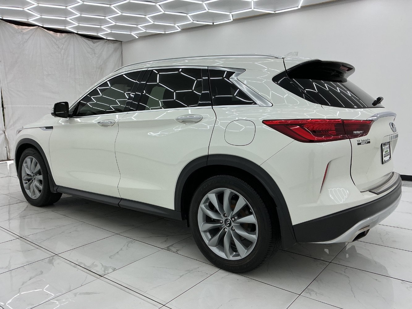 Used 2020 INFINITI QX50 Essential w/ Convenience Package FWD image 12