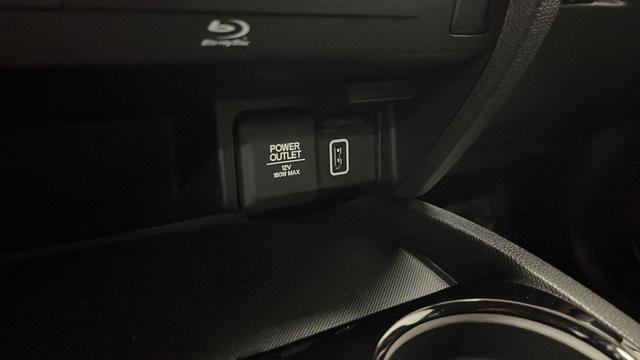 Used 2020 Honda Pilot Touring image 30