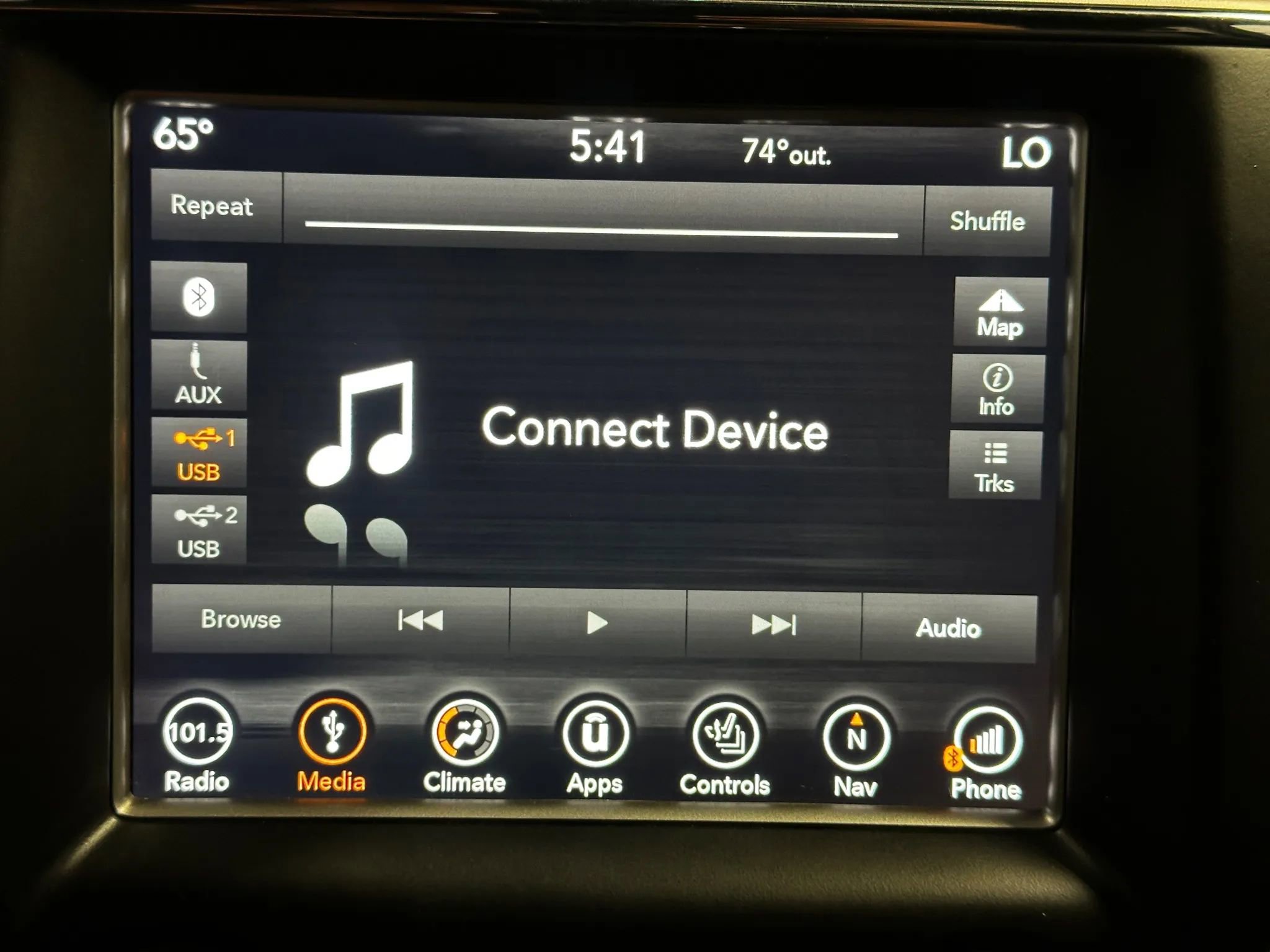 Used 2018 Jeep Grand Cherokee Overland image 36