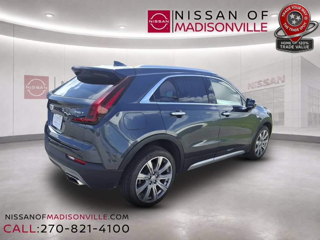 Used 2021 Cadillac XT4 Premium Luxury FWD image 2
