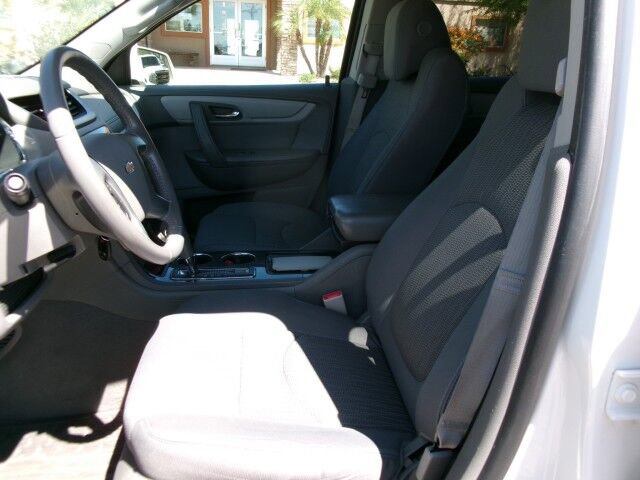 Used 2014 Chevrolet Traverse LT w/ LPO, 'HIT The Road' Package image 14