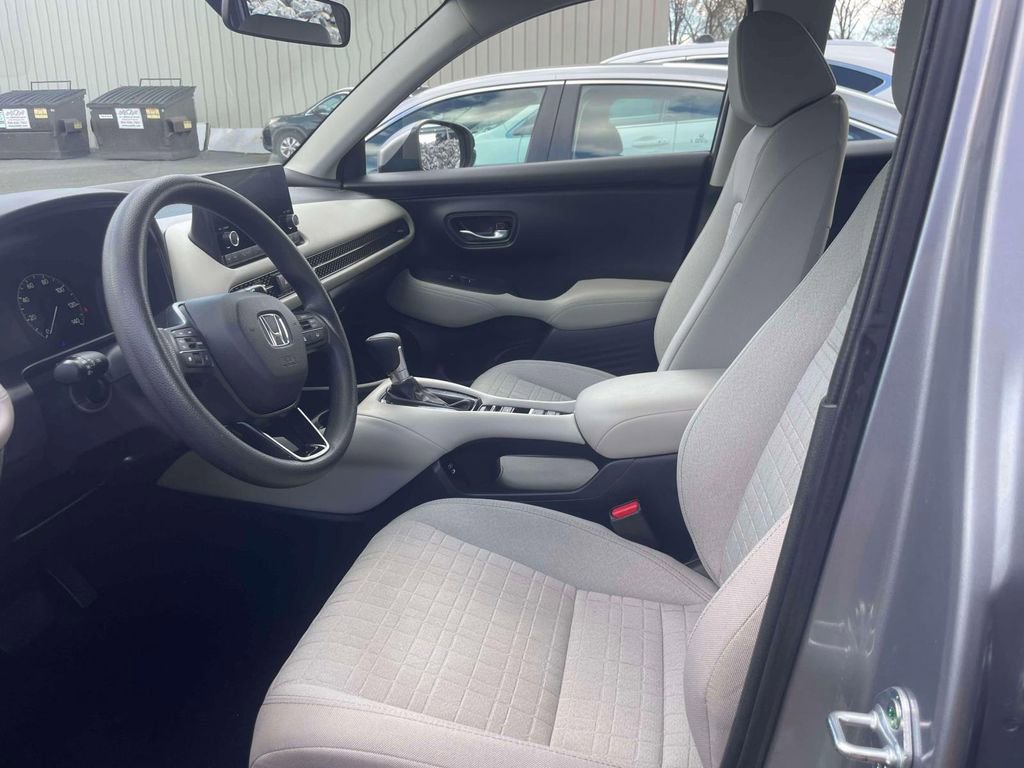 Certified 2023 Honda HR-V LX image 13