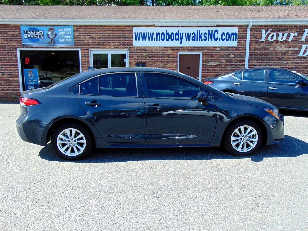 Used 2025 Toyota Corolla LE image 4