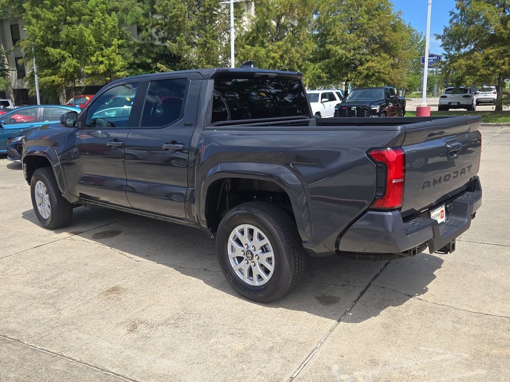 Certified 2026 Toyota Tacoma SR5 AWD/4WD image 3