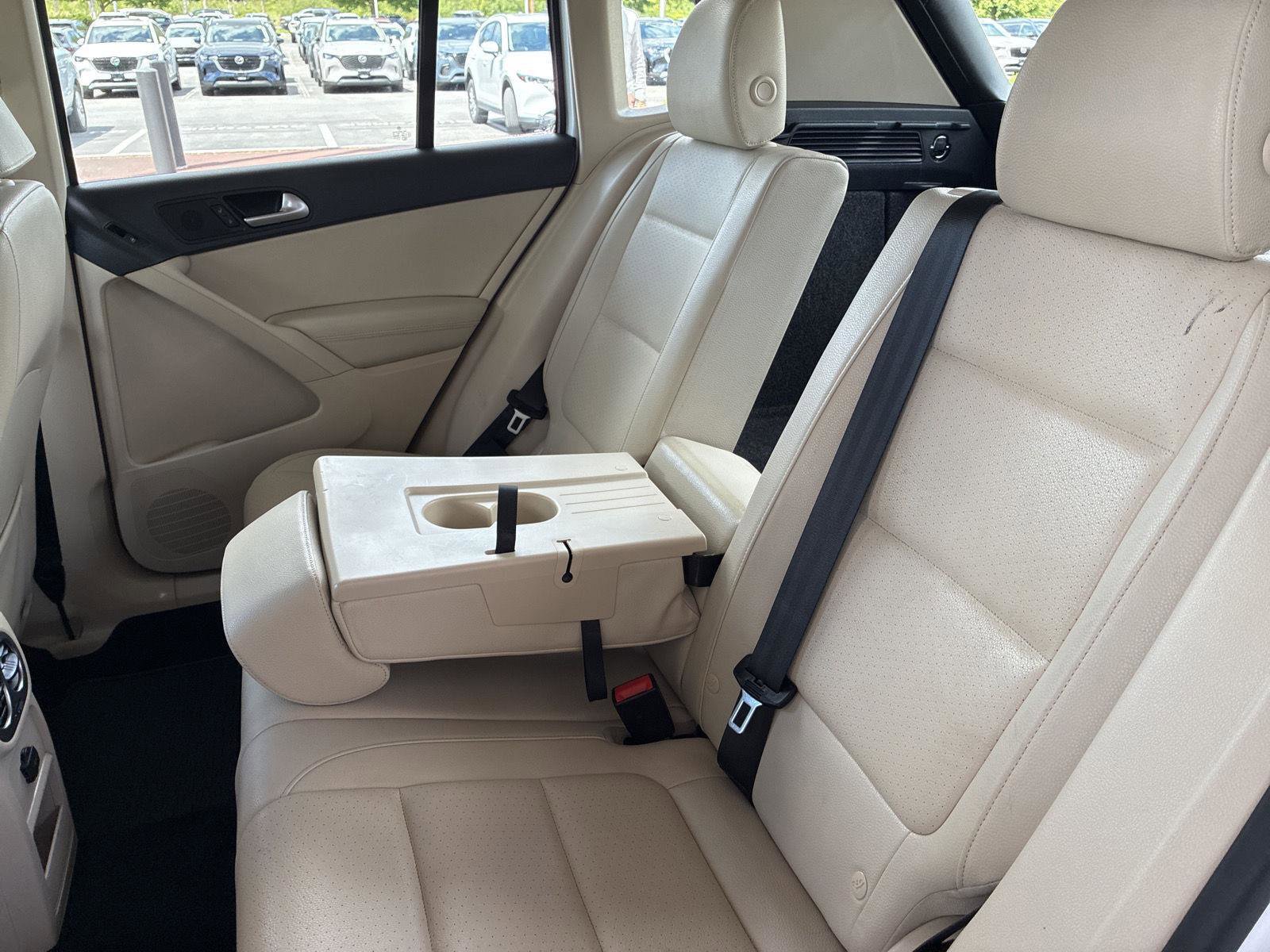 Used 2017 Volkswagen Tiguan S AWD/4WD image 12