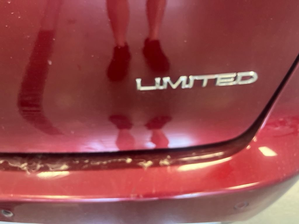 Used 2020 Chrysler Pacifica Limited FWD image 13