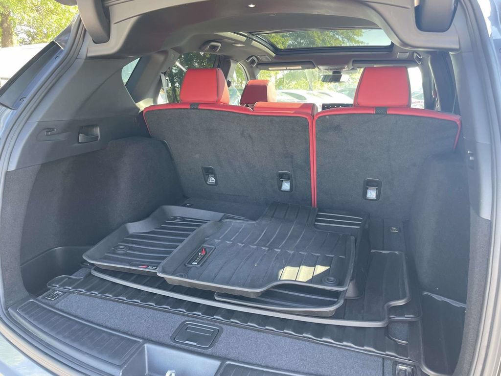 Used 2023 Acura RDX w/ Advance Package FWD image 11
