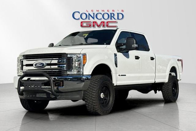 Used 2017 Ford F350 XLT image 8