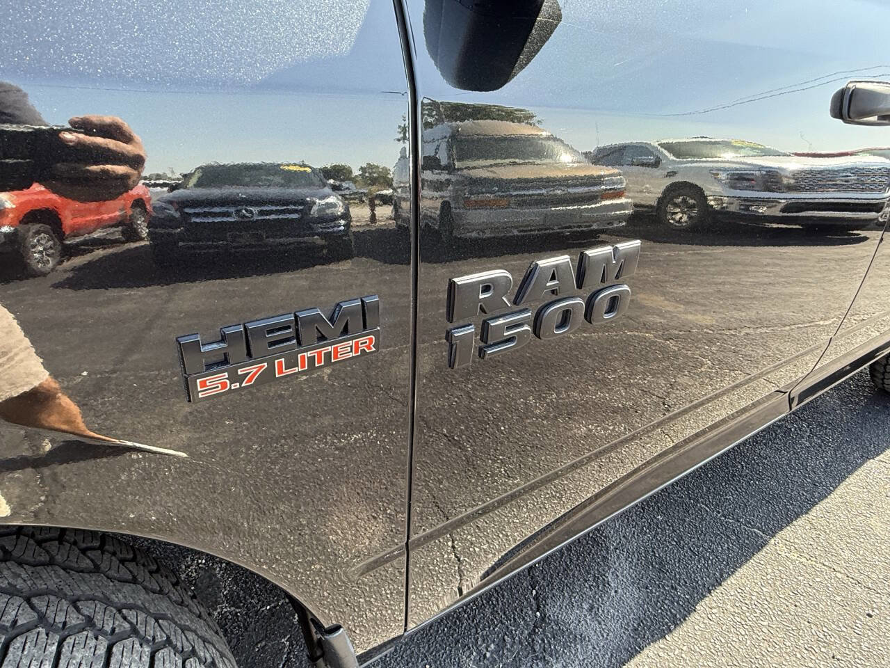 Used 2015 RAM 1500 Express image 12