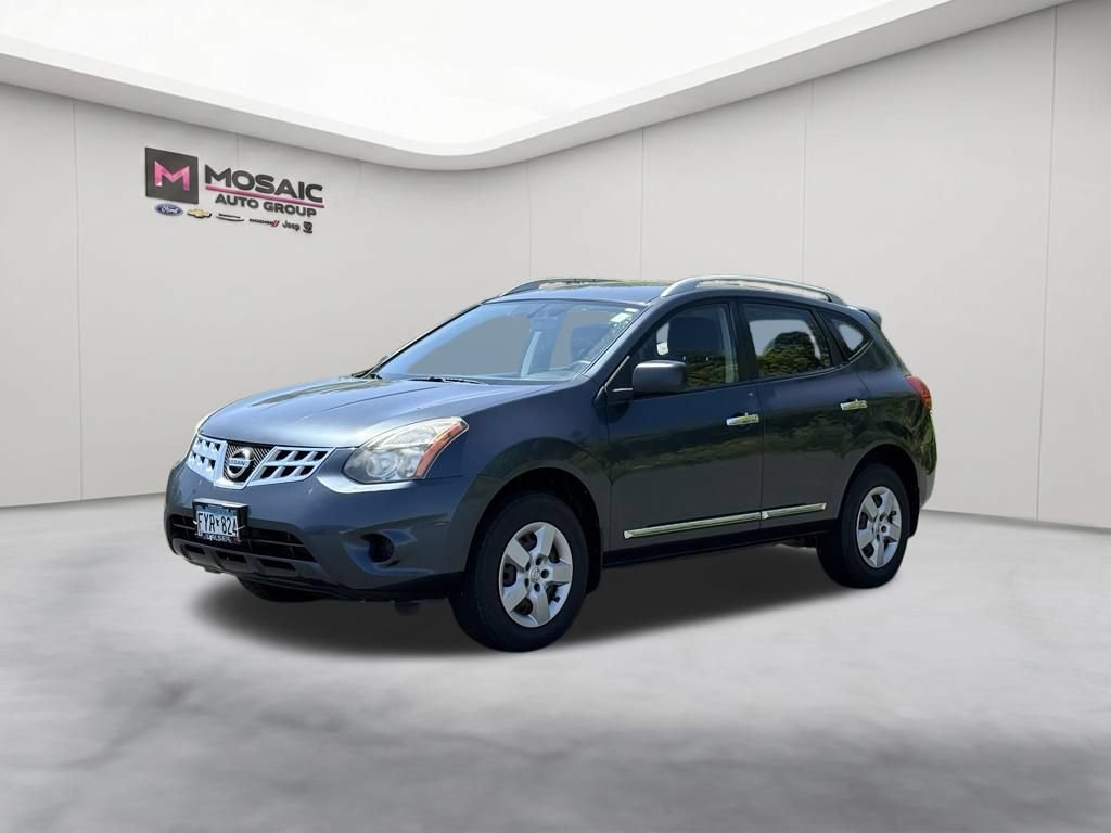 Used 2014 Nissan Rogue S w/ Convenience Package AWD/4WD image 4