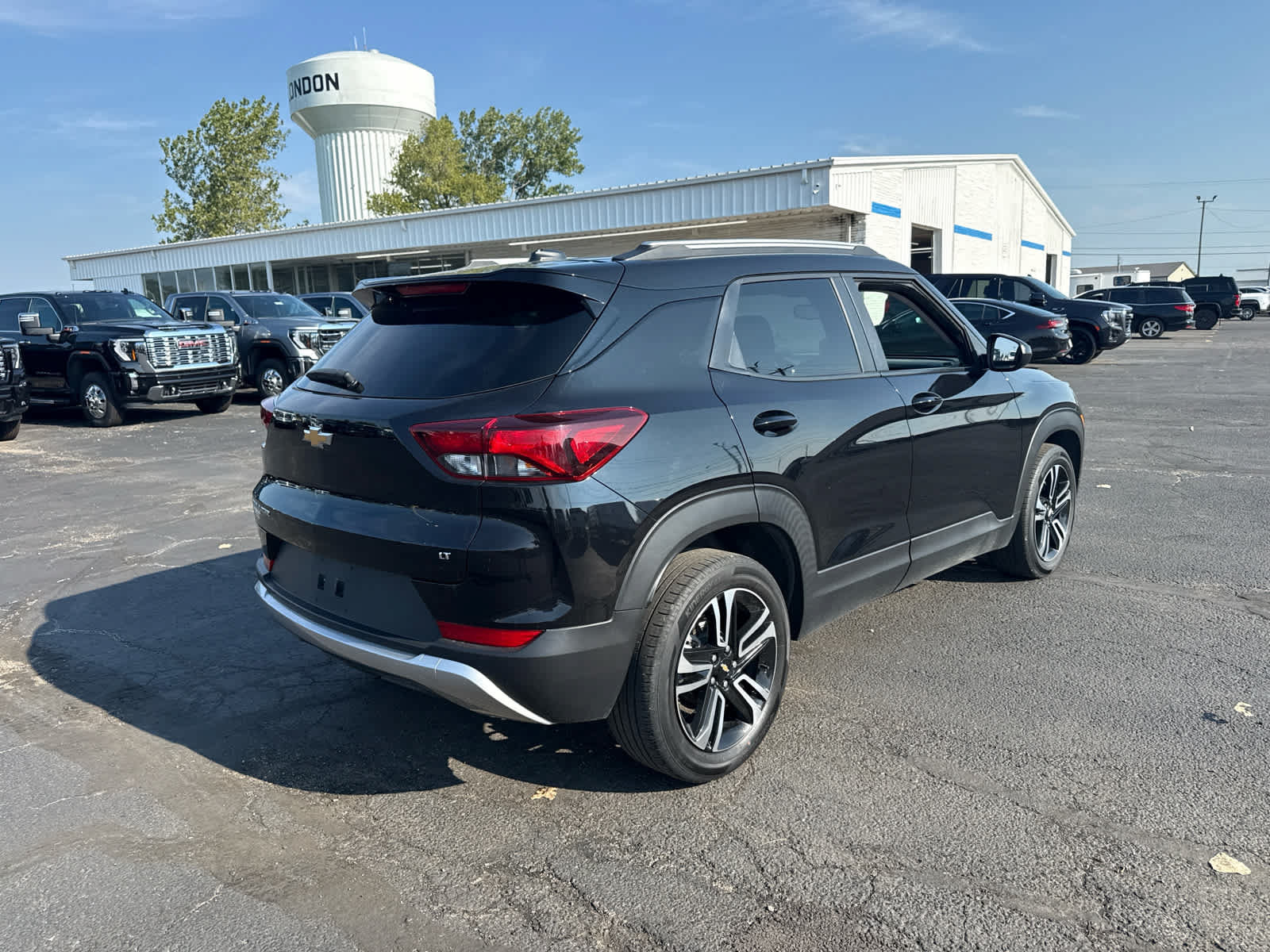 Certified 2023 Chevrolet TrailBlazer LT w/ Convenience Package FWD image 5