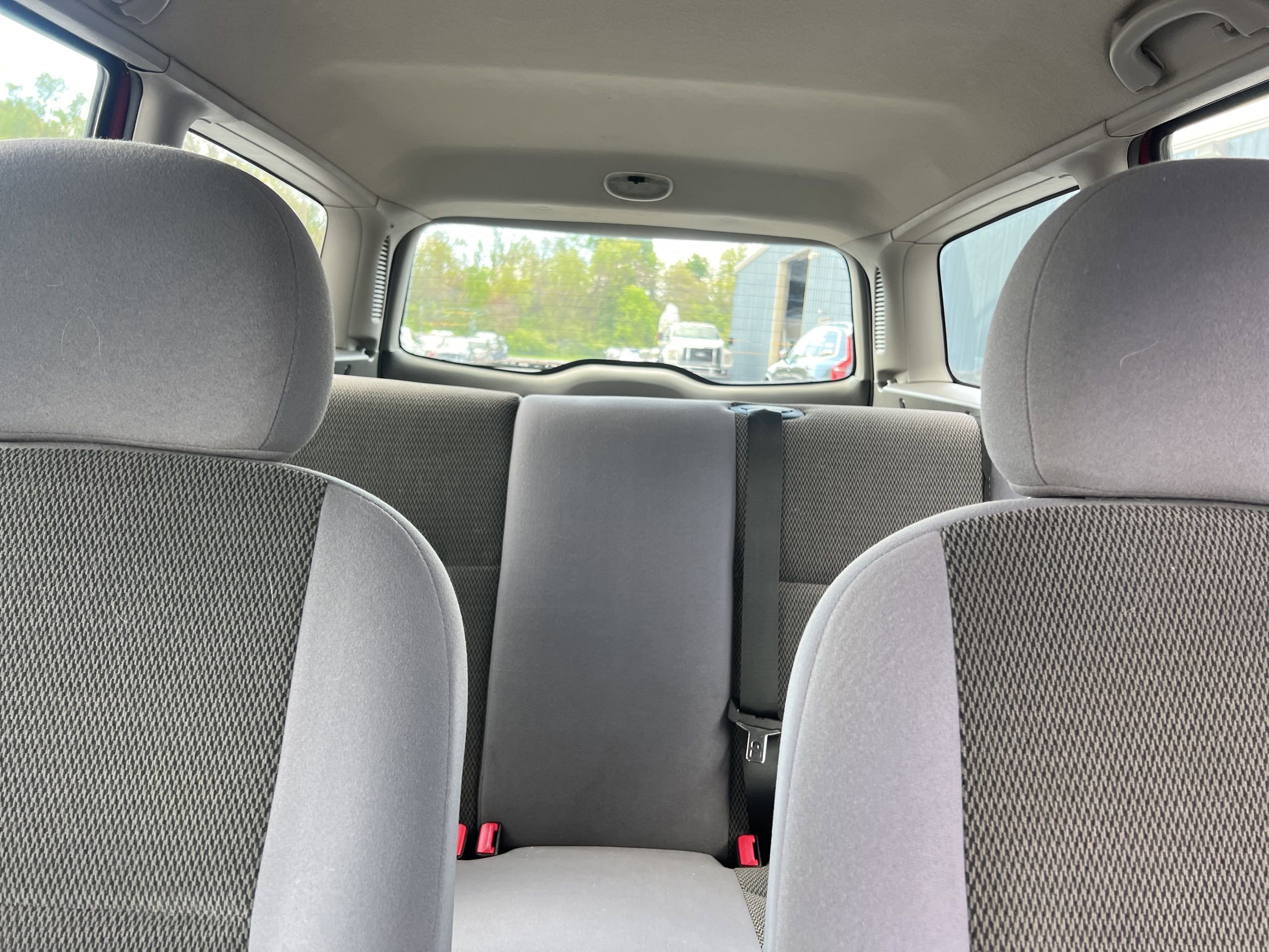 Used 2004 Ford Focus SE FWD image 10
