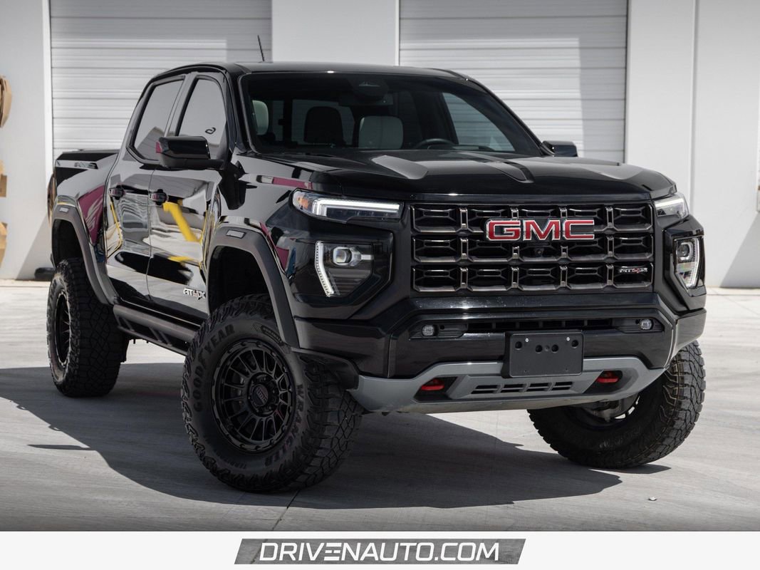 Used 2024 GMC Canyon AT4X AWD/4WD image 34