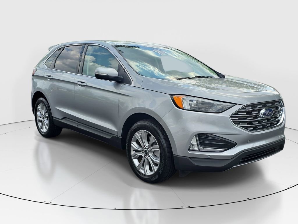 Used 2024 Ford Edge Titanium AWD/4WD image 3