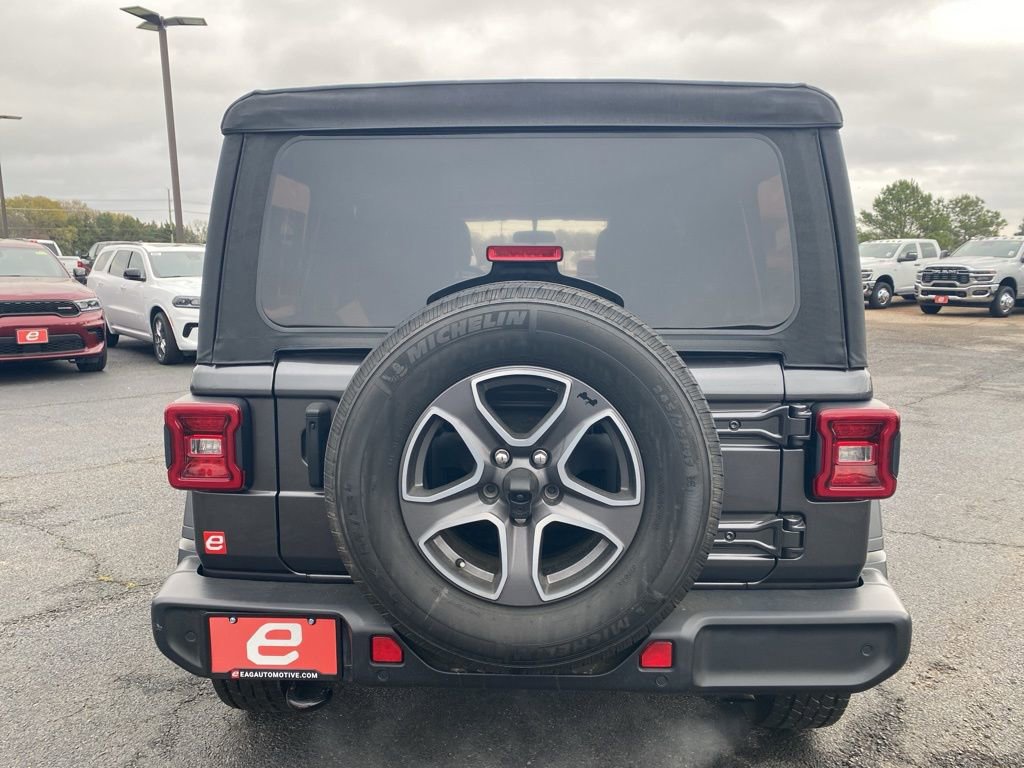 Used 2022 Jeep Wrangler Unlimited Sport image 6