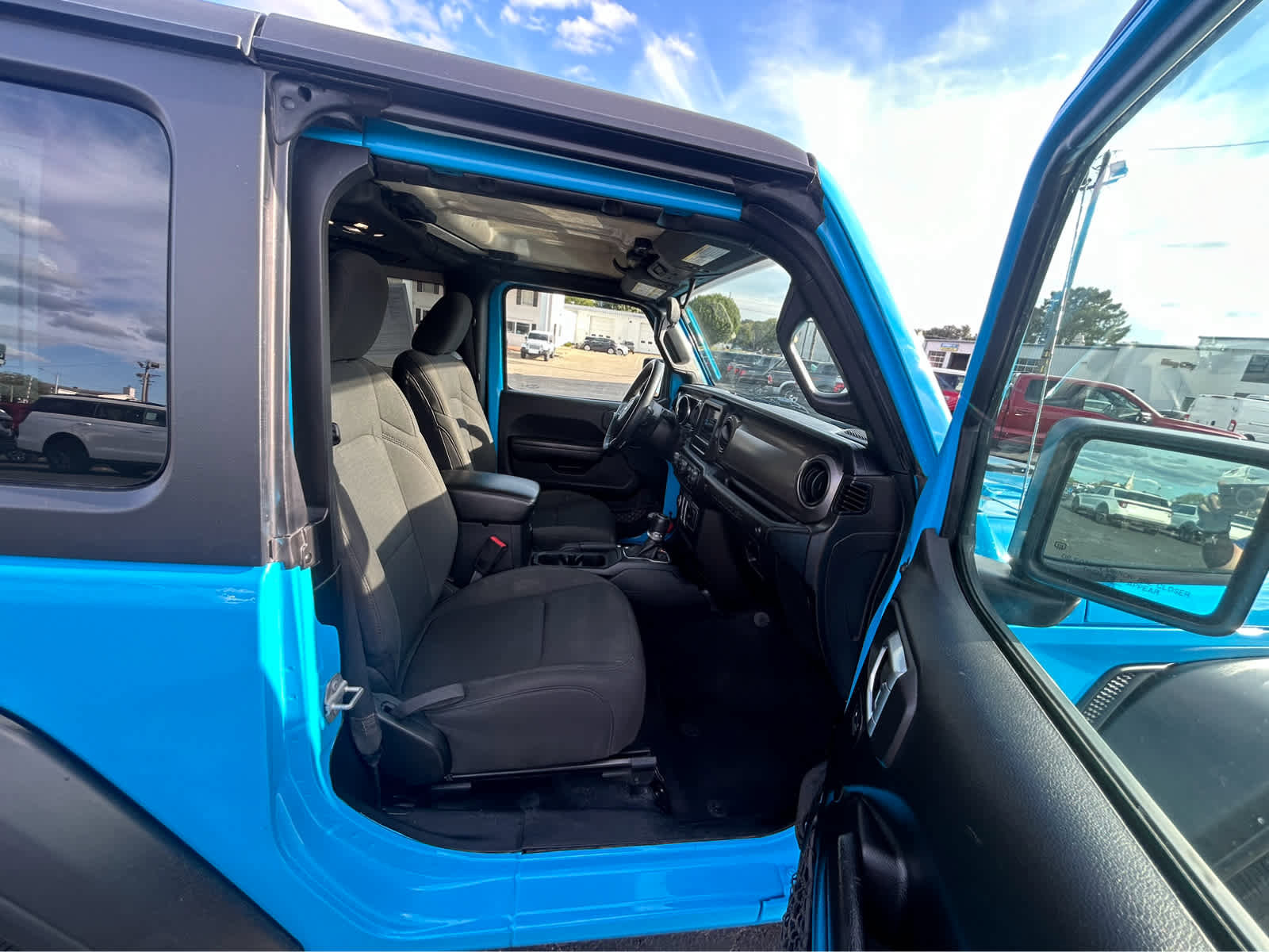 Used 2021 Jeep Wrangler Sport S image 14