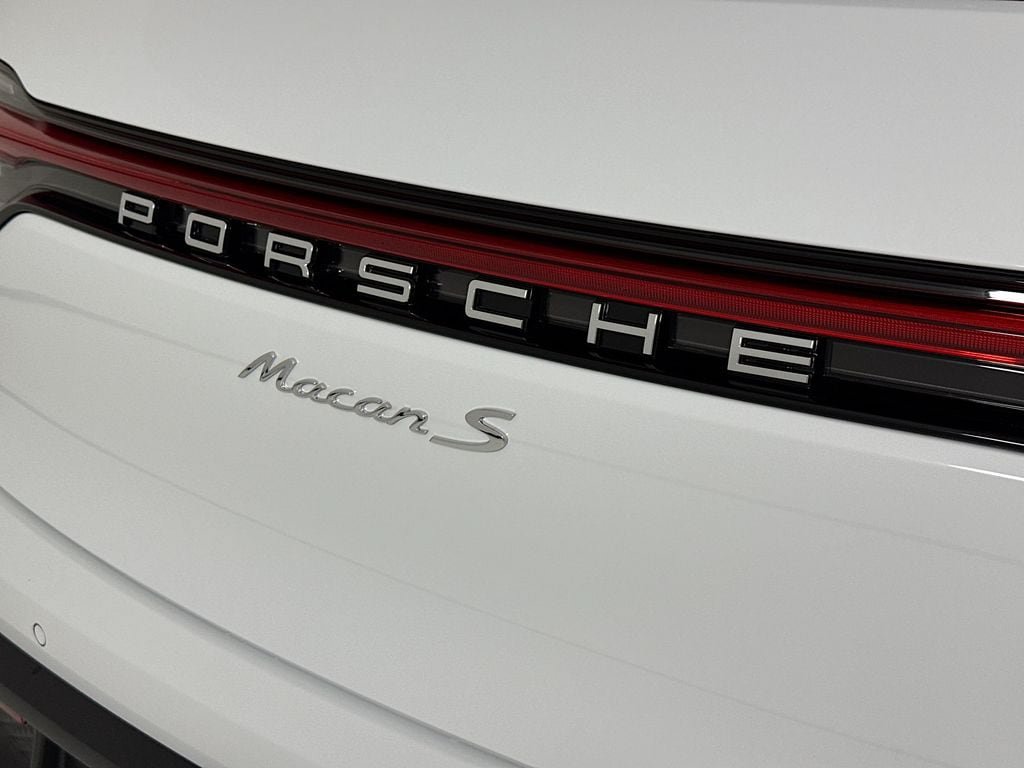 New 2026 Porsche Macan S AWD/4WD image 37