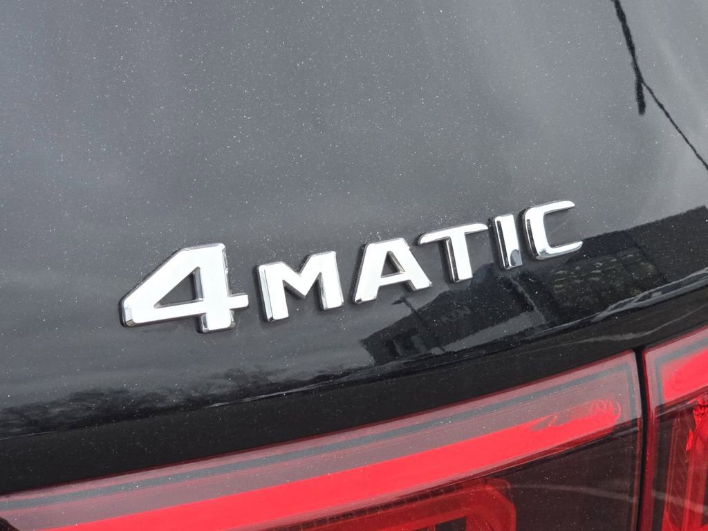 Used 2023 Mercedes-Benz GLB 250 GLB 250 image 5