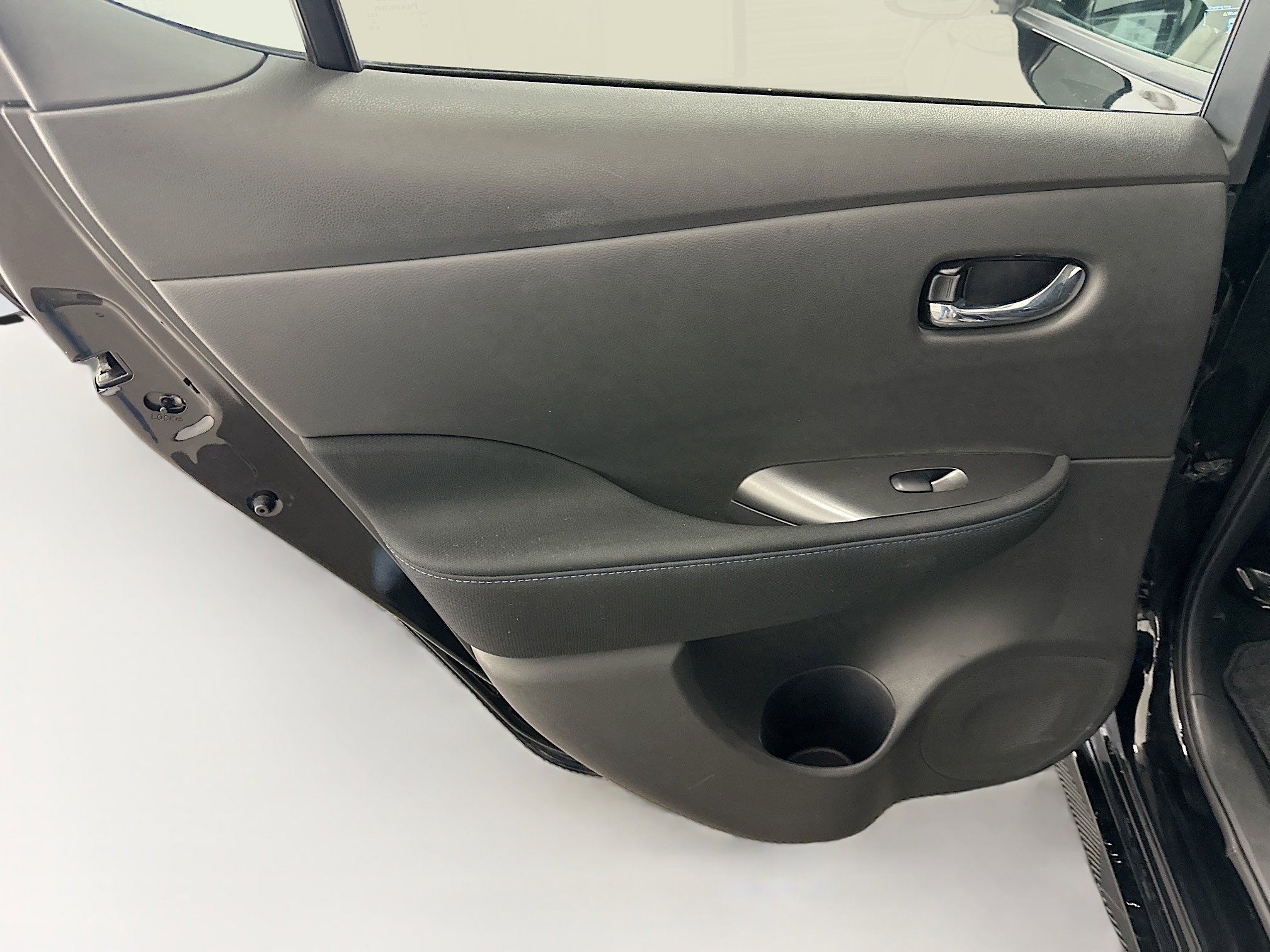 Used 2023 Nissan Leaf S image 26