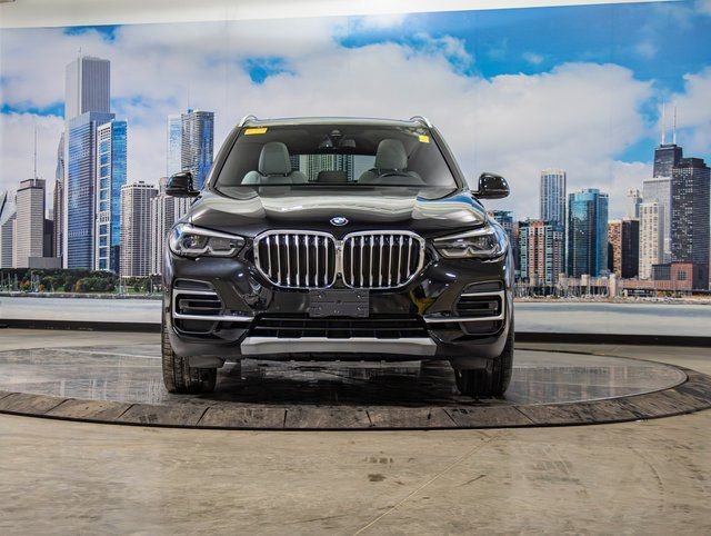 Certified 2023 BMW X5 xDrive40i w/ Parking Assistance Package image 3