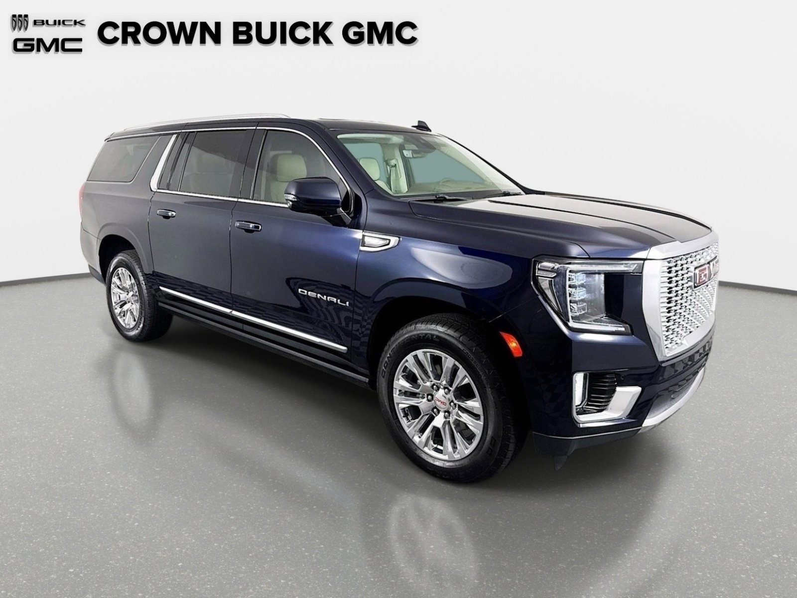 Certified 2021 GMC Yukon XL Denali w/ Advanced Technology Package AWD/4WD image 3