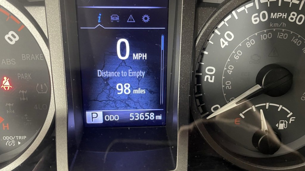 Used 2020 Toyota Tacoma TRD Sport w/ Technology Package image 9