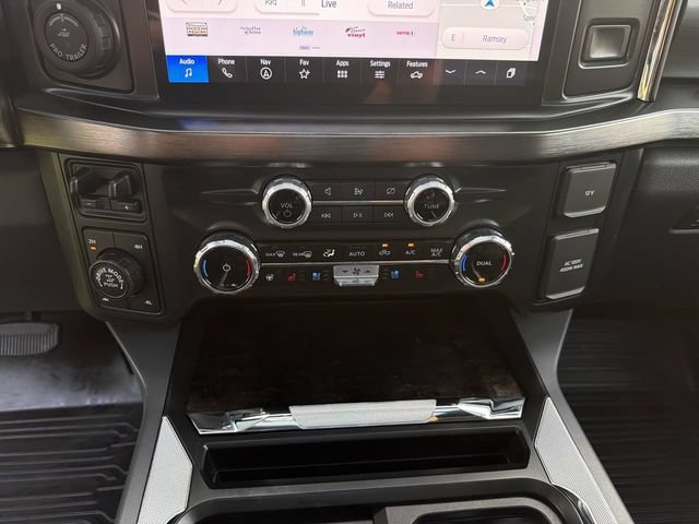 Used 2024 Ford F350 Lariat w/ Lariat Ultimate Package AWD/4WD image 21