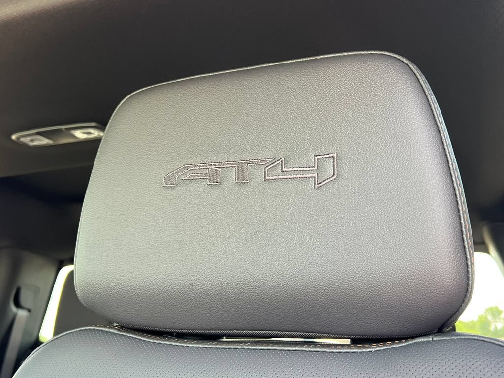New 2026 GMC Sierra 2500 AT4 w/ AT4 Premium Plus Package AWD/4WD image 20