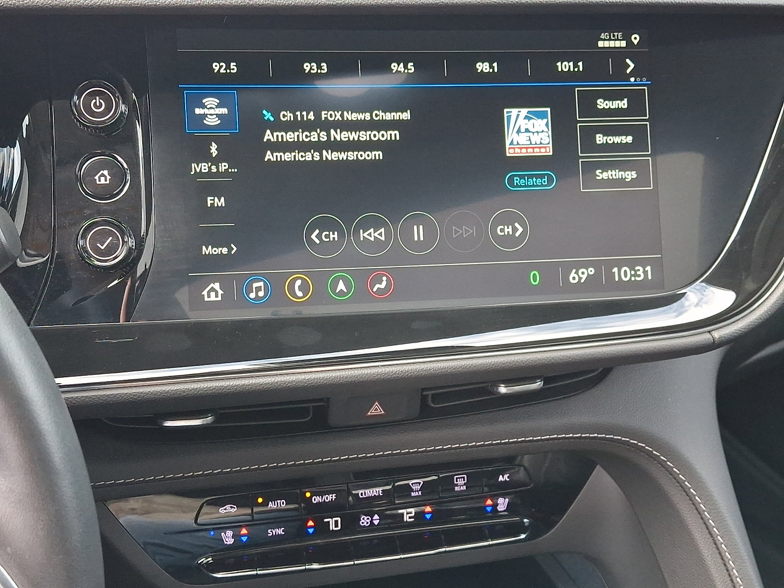 Certified 2023 Buick Envision Avenir AWD/4WD image 17