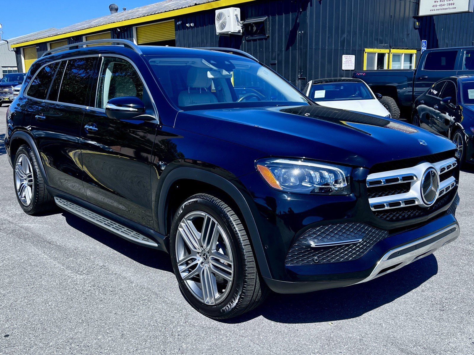 Used 2020 Mercedes-Benz GLS 450 4MATIC image 4