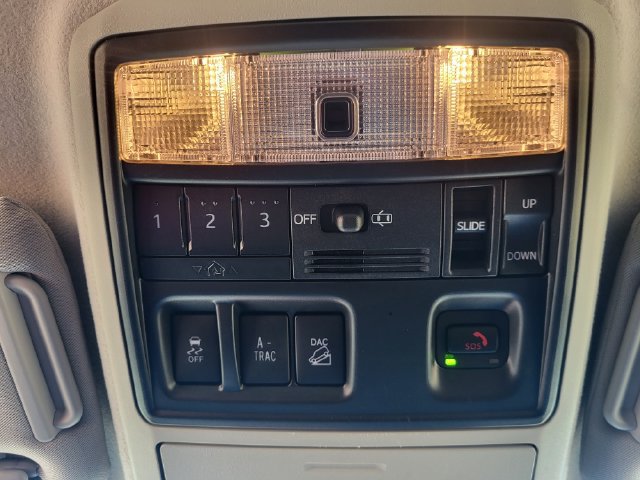 Used 2022 Toyota 4Runner Limited AWD/4WD image 21