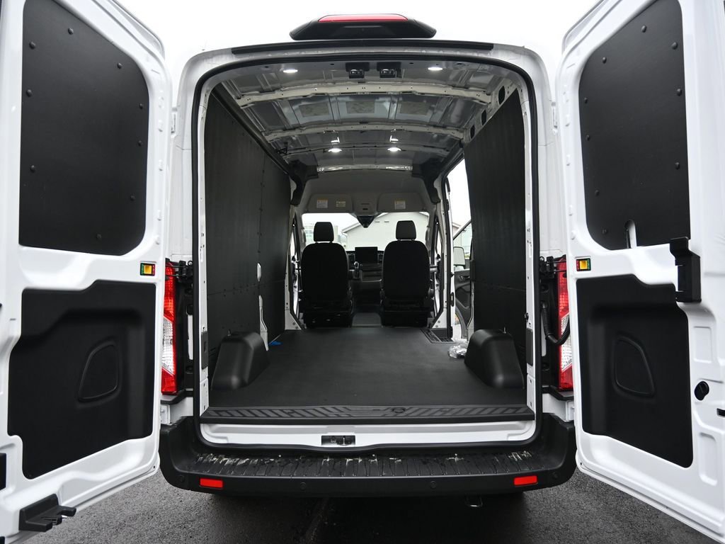 New 2026 Ford Transit 250 148 Medium Roof w/ Load Area Protection Package image 69