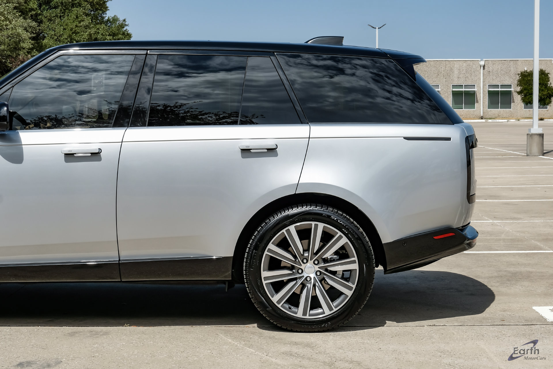 Used 2023 Land Rover Range Rover SE AWD/4WD image 10