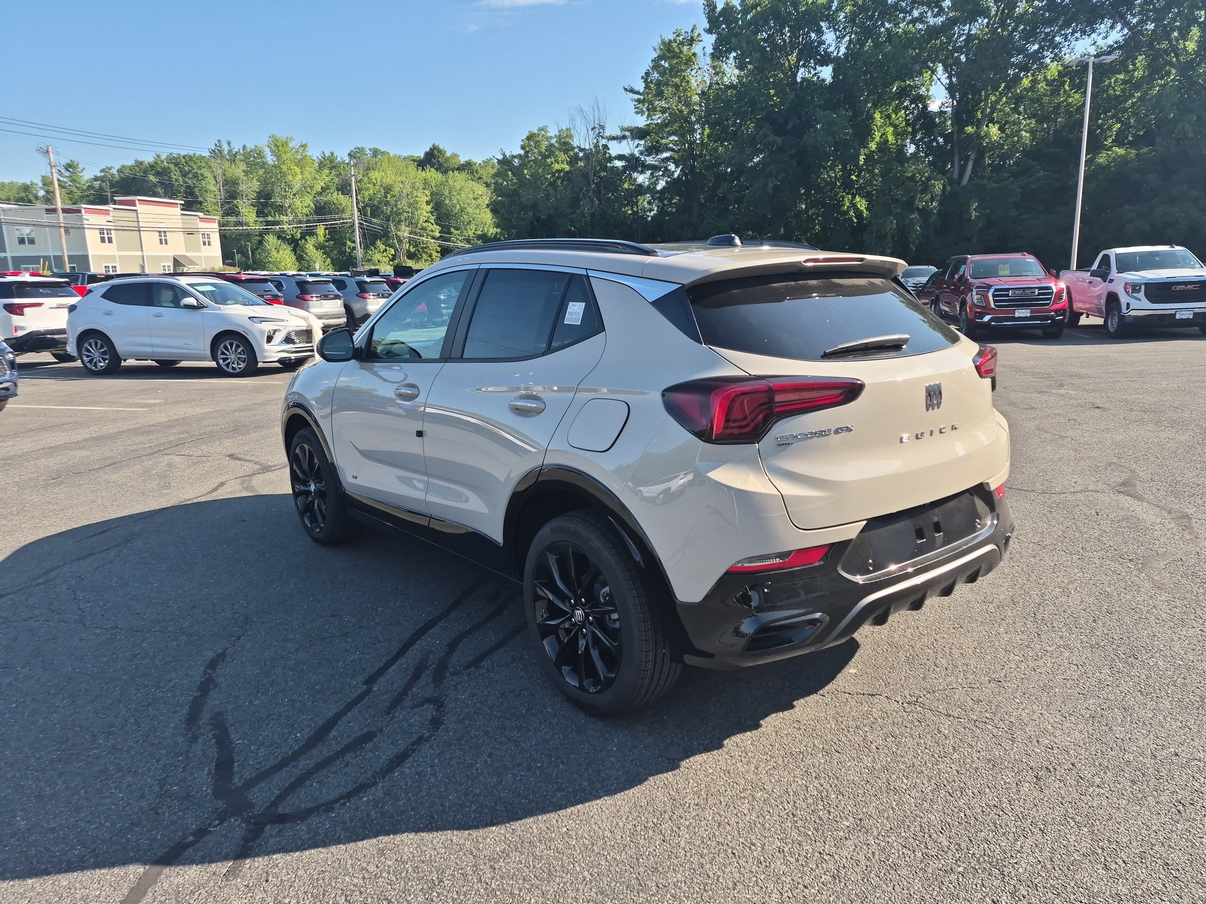 Used 2026 Buick Encore GX Sport Touring w/ Studio Series AWD/4WD image 15