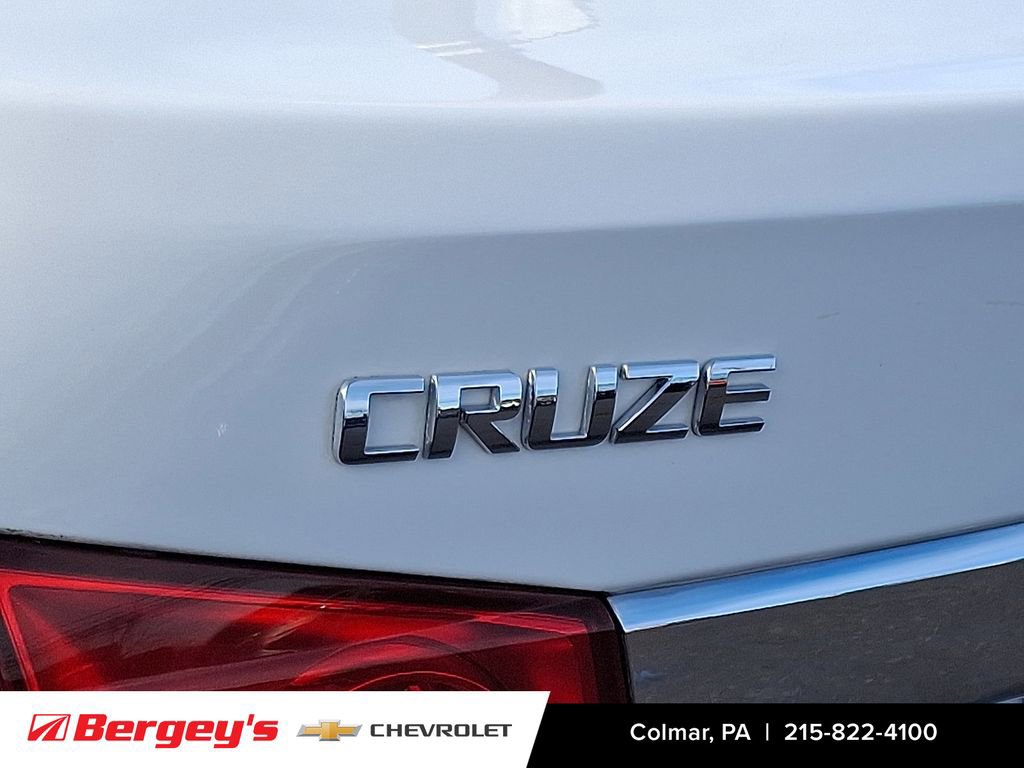 Certified 2014 Chevrolet Cruze LT w/ Technology Package image 30