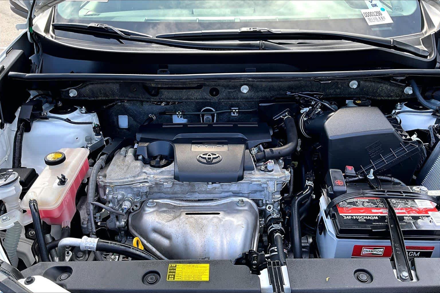 Used 2013 Toyota RAV4 XLE AWD/4WD image 30