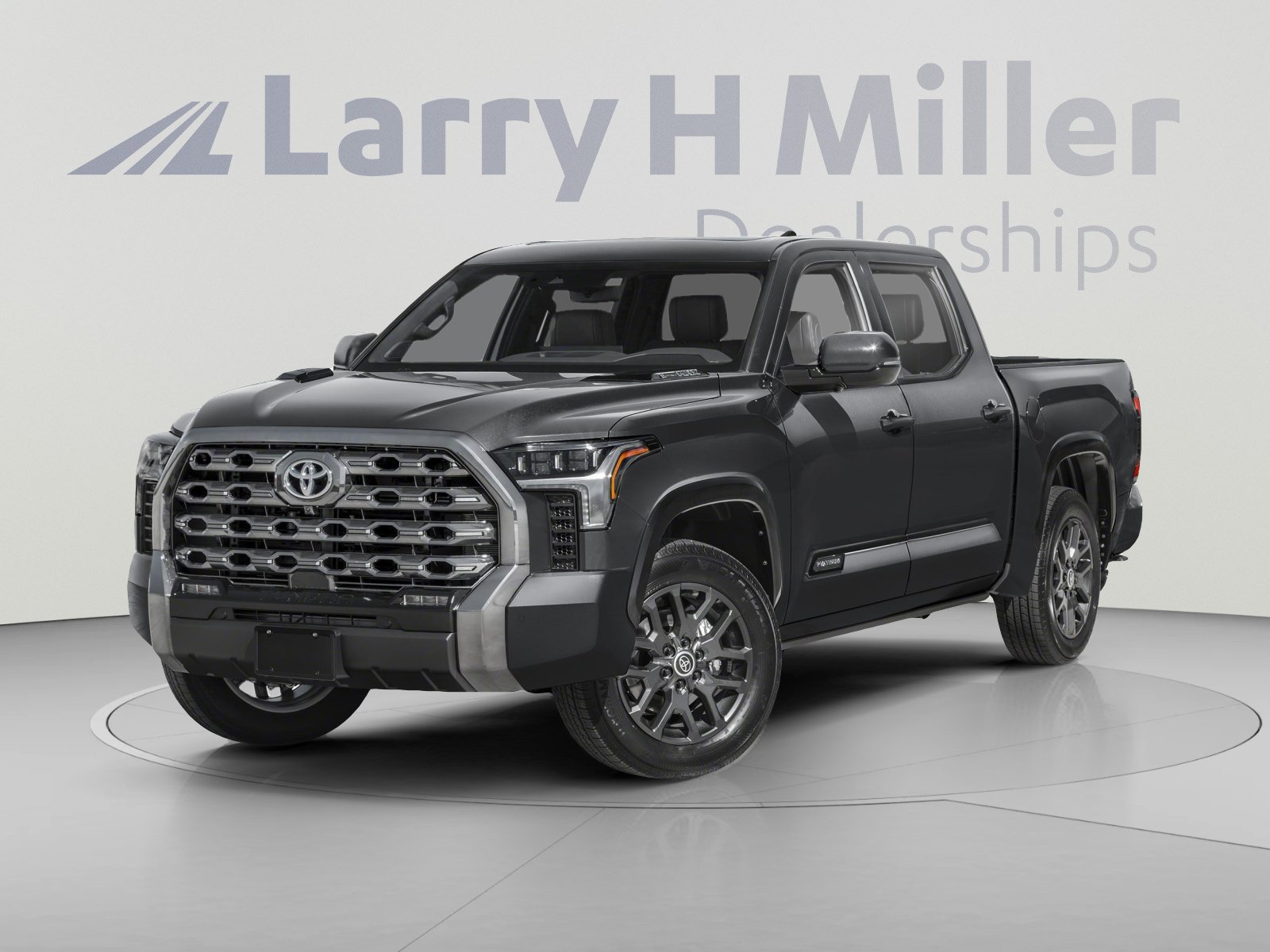 Used 2024 Toyota Tundra Platinum AWD/4WD image 1