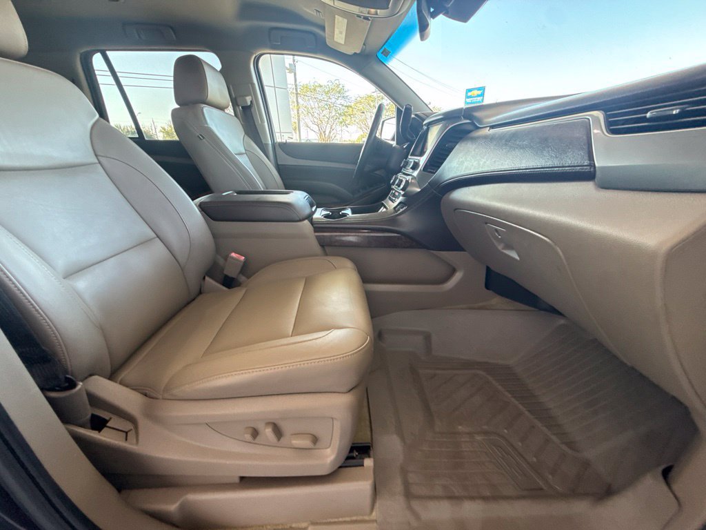 Used 2017 Chevrolet Tahoe LT w/ Luxury Package RWD image 43