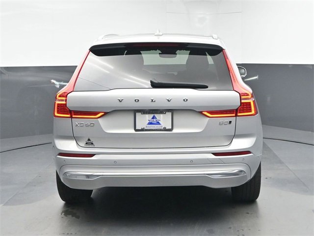 Used 2022 Volvo XC60 B5 Inscription w/ Advanced Package image 7