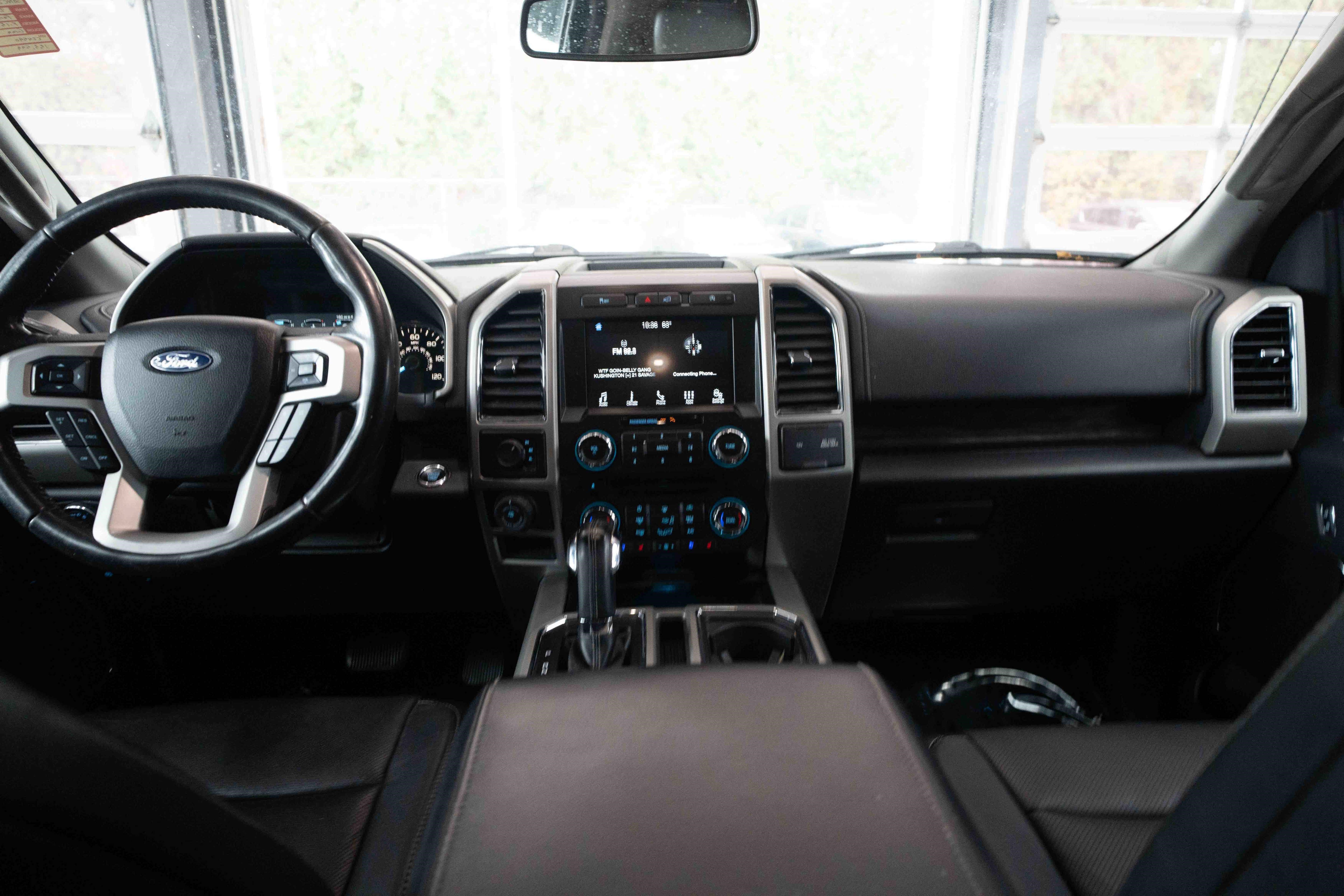 Used 2018 Ford F150 Lariat w/ Trailer Tow Package AWD/4WD image 19